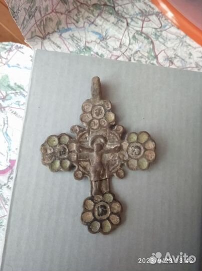 Крест нательный