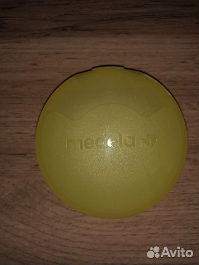 Накладки на грудь medela