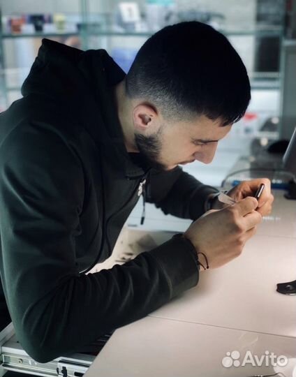 Замена аккумулятора iPhone / Samsung / Xiaomi / Ho