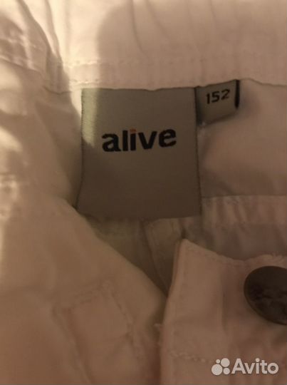 Новые джинсовые бриджи для мальчика 152 р-ра