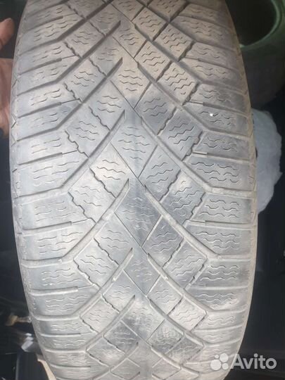 Continental ContiVikingContact 7 215/60 R17