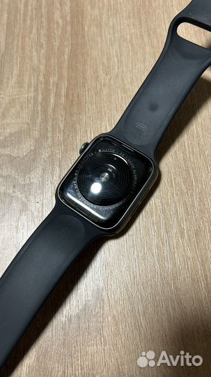 Apple Watch SE 44mm