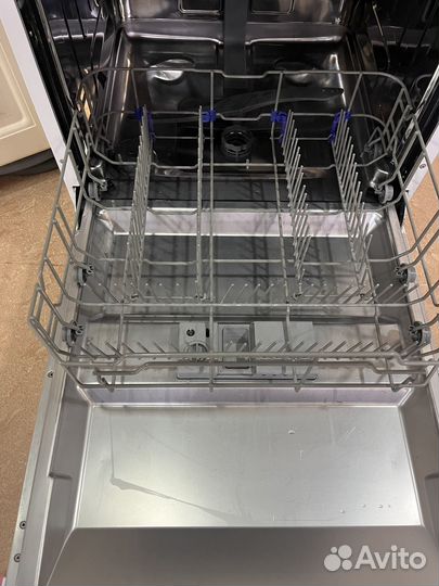 Посудомоечная машинка Midea MFD 60S320 W б/у
