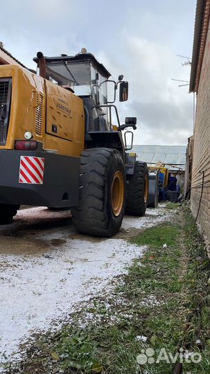 Фронтальный погрузчик Lonking LG855H, 2017