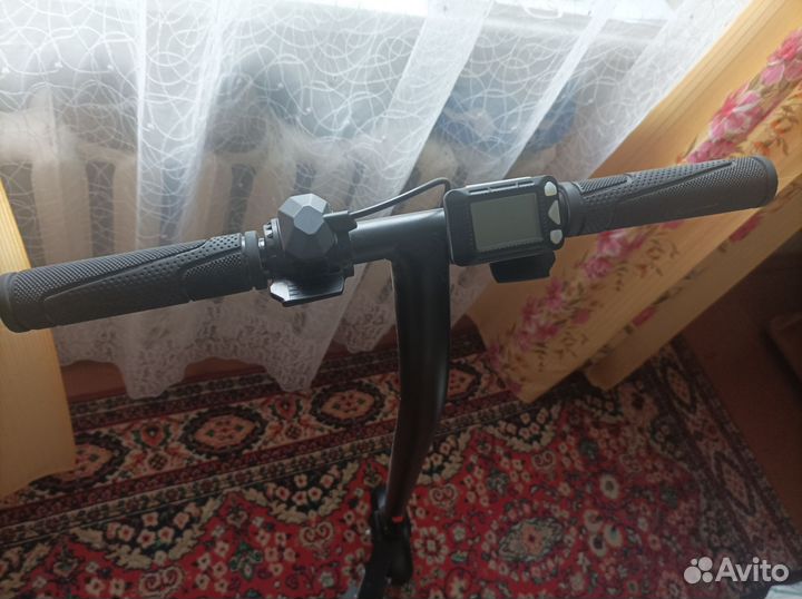 Электронный самокат