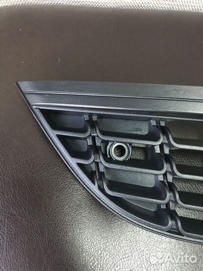 Решетка в бампер Opel Astra J