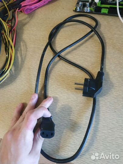 Блок питания thunder-4000-X1