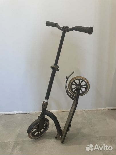 Самокат Tech Team Huracan черный