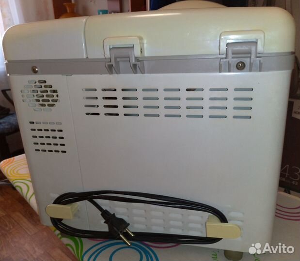 Хлебопечка GoldStar HB 011E