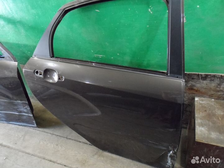 Двери Лада Веста