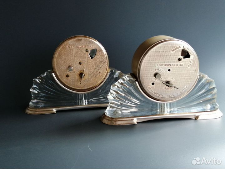 Часы Маяк СССР настольные Хрусталь механические