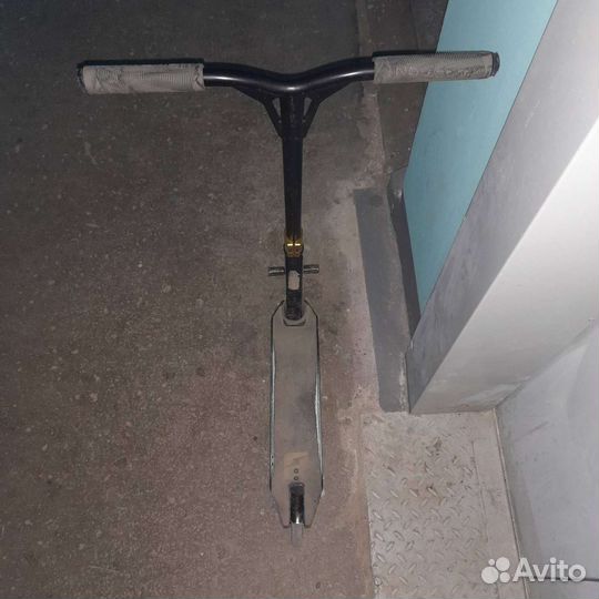 Трюковой самокат