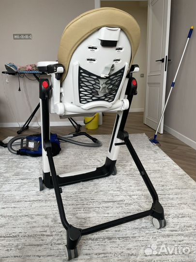 Стульчик для кормления peg perego