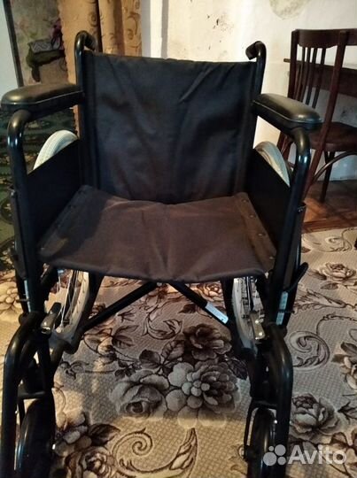 Коляска инвалидная