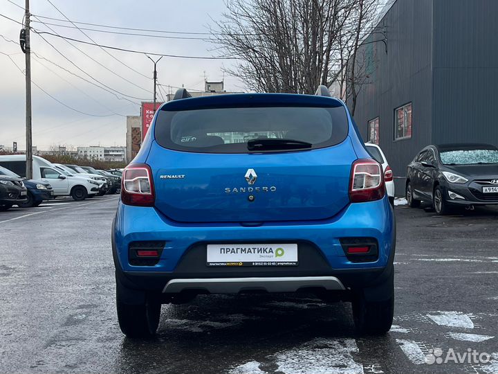 Renault Sandero Stepway 1.6 AT, 2017, 75 600 км