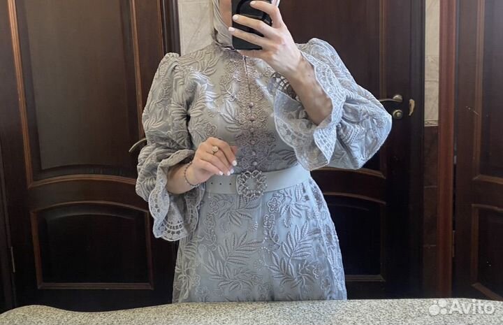 Вечернее платье