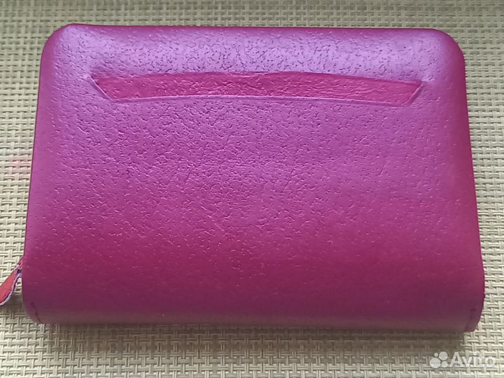 Женские кошельки из кожи