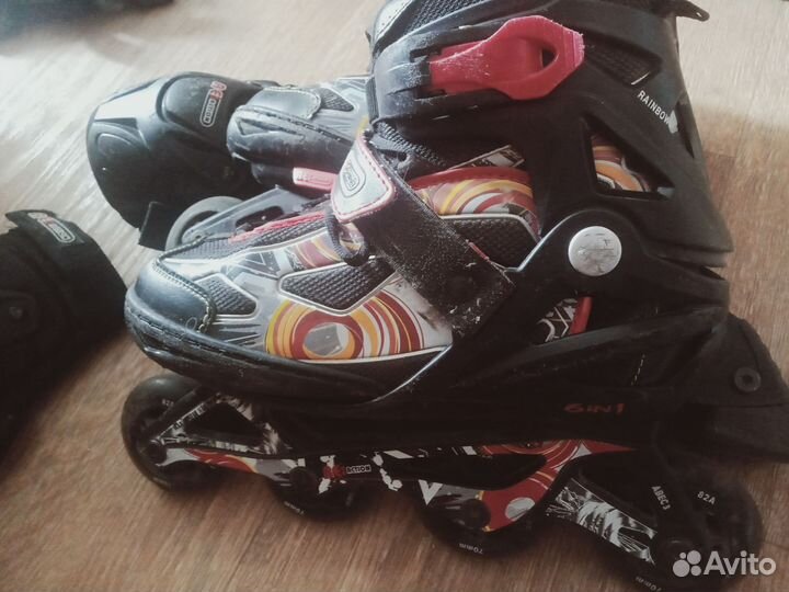 Роликовые коньки