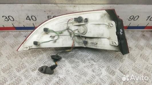 Фонарь задний правый skoda superb 2 (XEA17MY01)