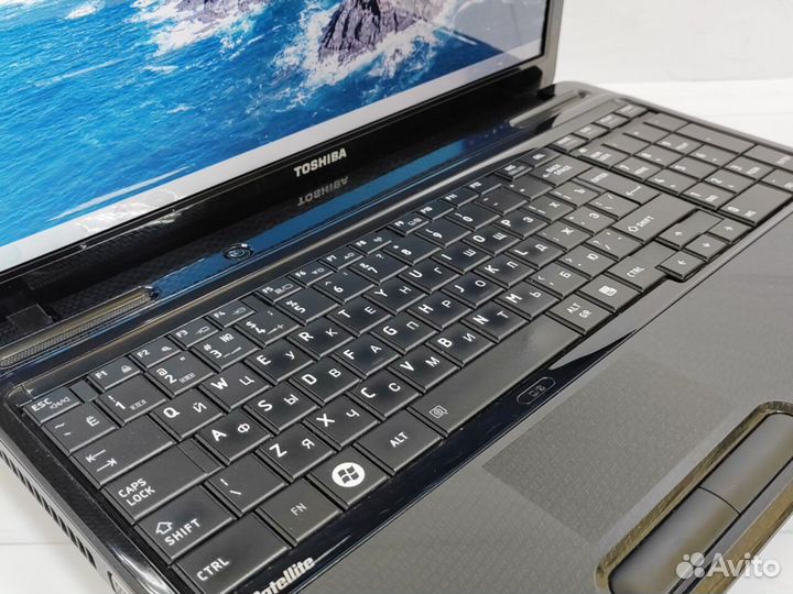 Toshiba satellite для игр домашний Ноутбук SSD 6gb