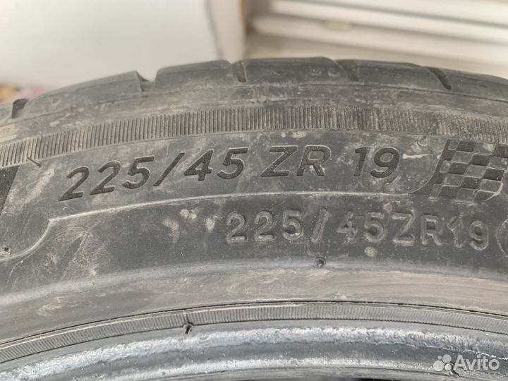Michelin Pilot Sport 225/45 R19