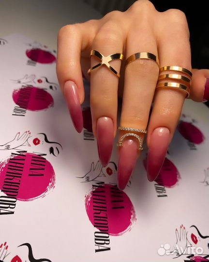 Модели на маникюр и педикюр