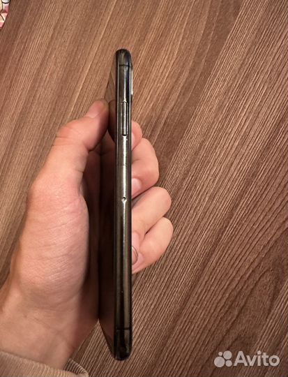 iPhone Xs, 64 ГБ
