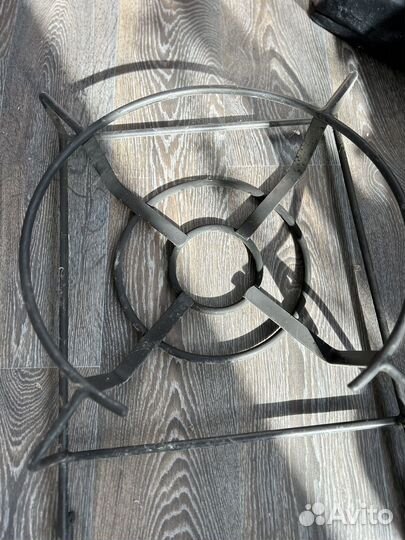 Чугунная подставка для казана