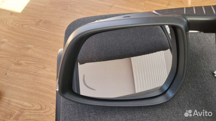 Зеркало правое Geely Coolray