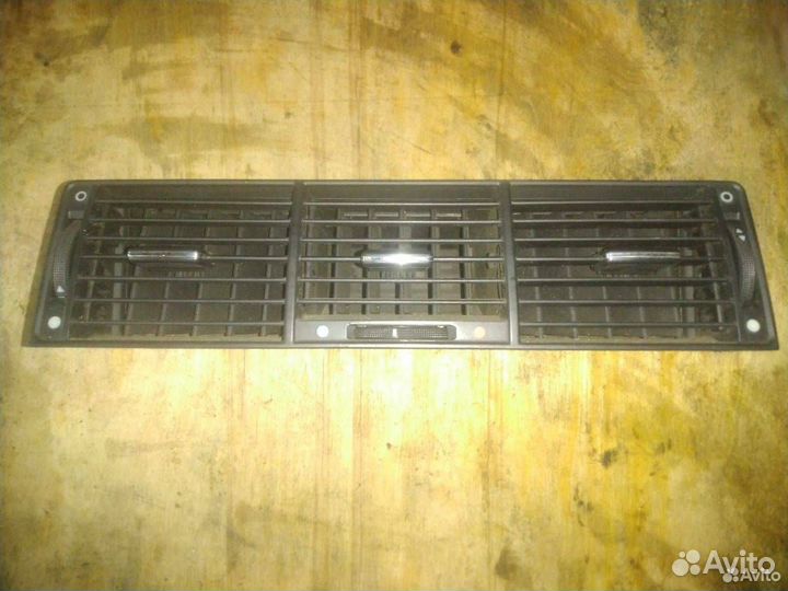 Дефлектор обдува салона Audi A8 D2/4D 1998