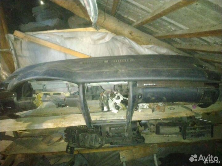 Панель передняя салона (торпедо) Audi A8 D2/4D