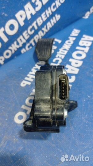 Педаль газа Toyota Camry 40 седан 2AZ-FE 2008