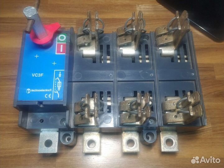 Разъединитель с предохранителями VC3F