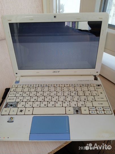 Нетбук acer aspire one