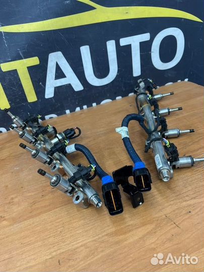 Топливная рейка Kia Quoris 1 G8BE 2012-2019