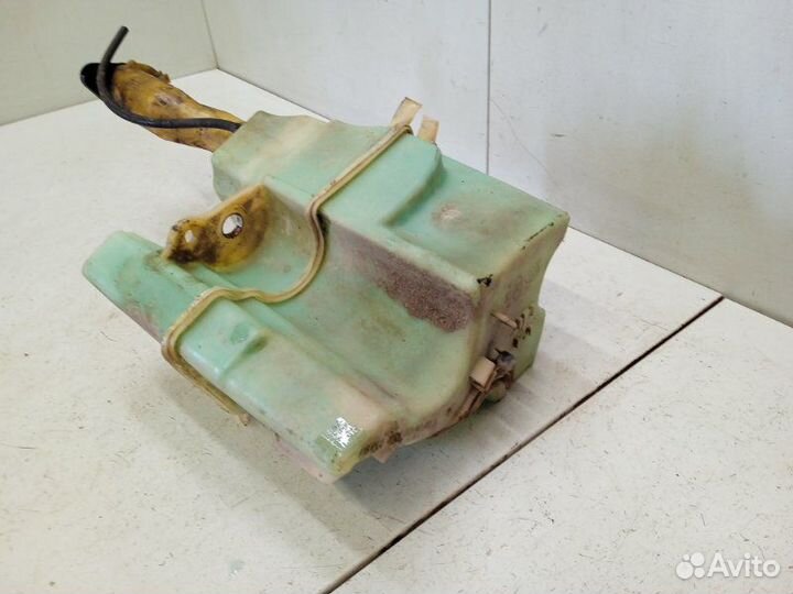 Бачок омывателя лобового стекла Volvo S80 2.9 2004