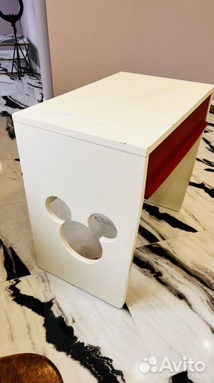 Детский стол