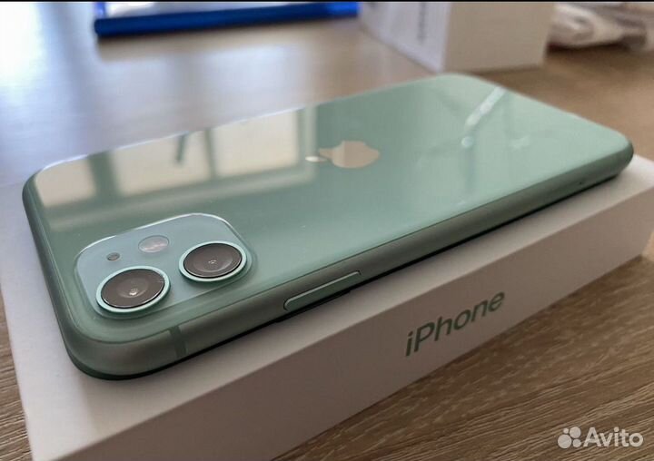 iPhone 11, 128 ГБ