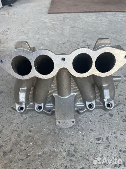 Продаю впукной коллектор на 214 -2123