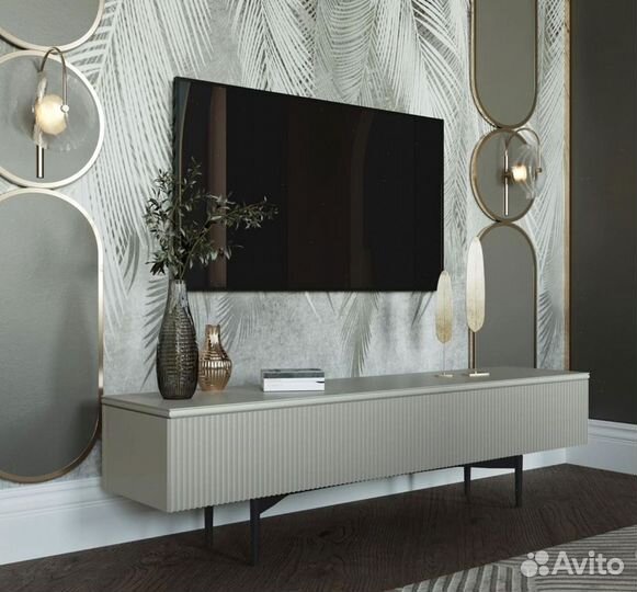 Тумба TV дизайнерская (с дверцами)