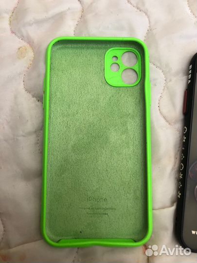 Чехлы для iPhone 11