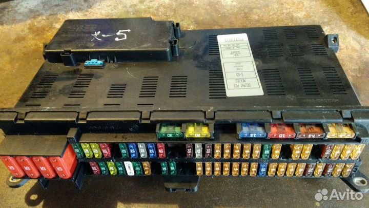 Блок предохранителей