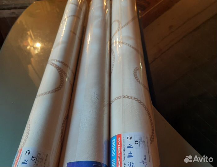 Обои флизелиновые