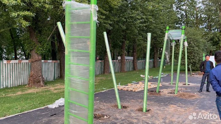 Турник уличный