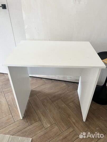 Компьютерный стол IKEA