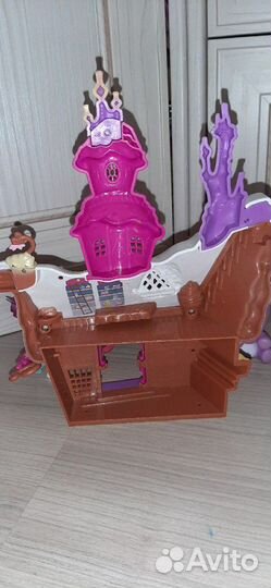 Домик Рапунцель и домик пони