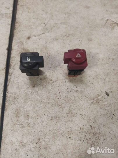 Кнопки салона Citroen C4 TU5JP4 2008