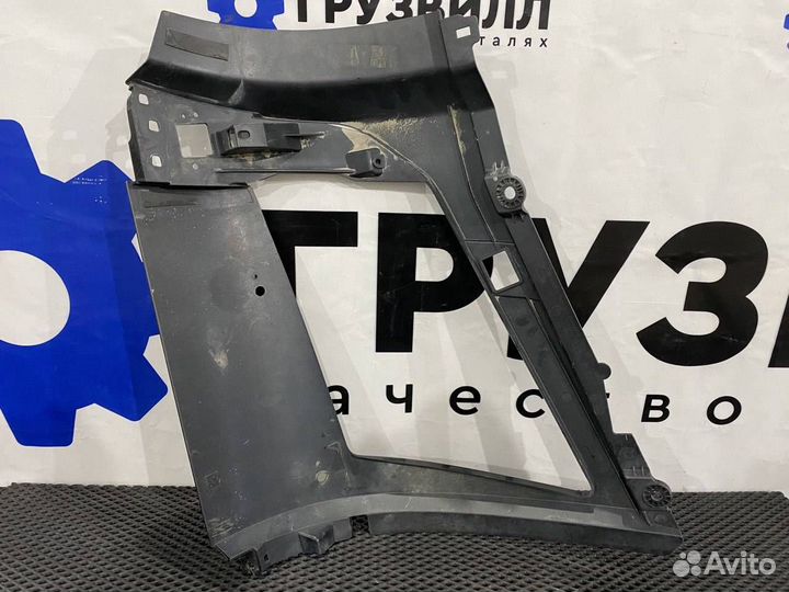 Окантовка левой фары Volvo FH4 84017929