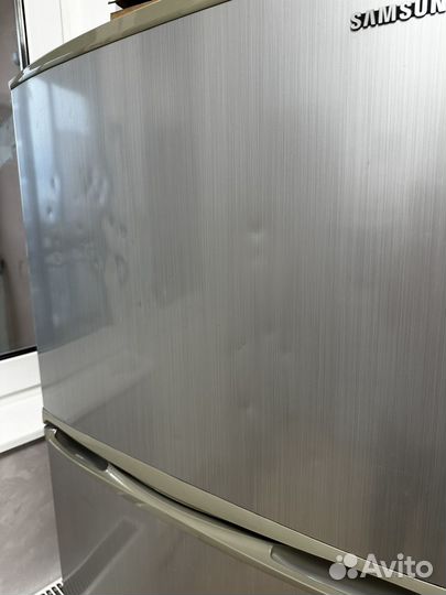 Холодильник бу Samsung RT-30 mbss