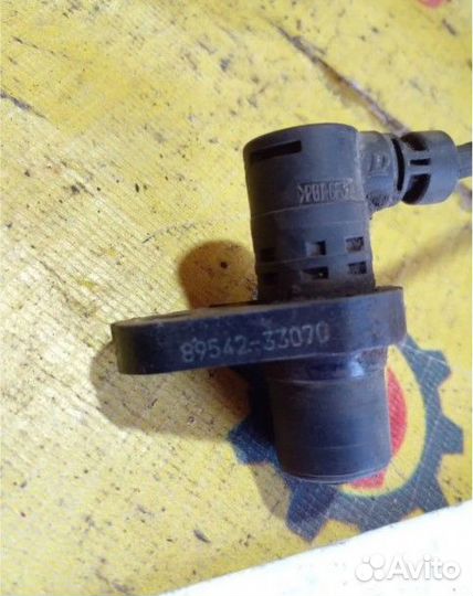 Датчик ABS Toyota Camry 30